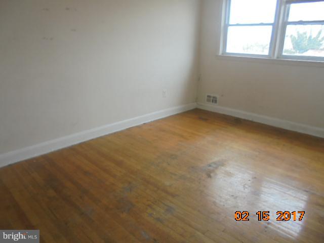 5509 Moravia Road Baltimore, MD 21206 - Photo 7 of 10 Bedroom