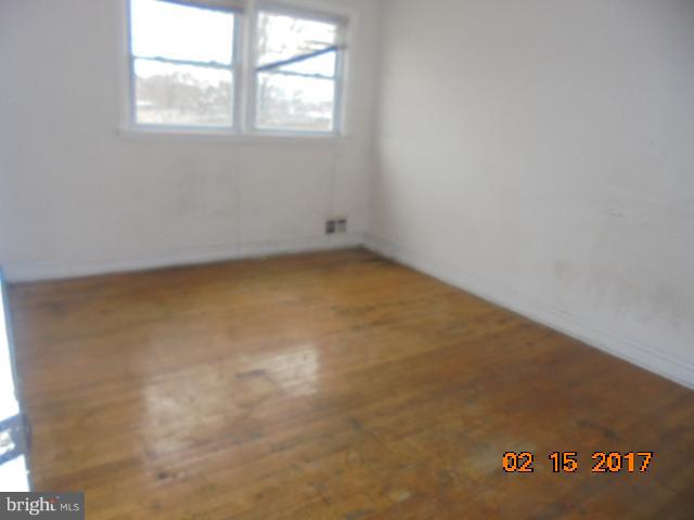 5509 Moravia Road Baltimore, MD 21206 - Photo 8 of 10 Bedroom