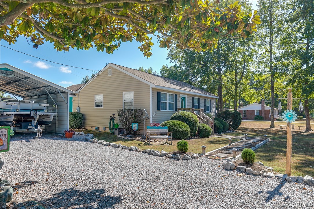10725 Courthouse Road Dinwiddie, VA 23841 - Photo 4 of 37 Gallery Image 4