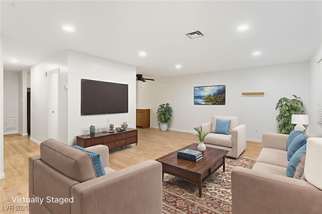3078 South Pecos Road Las Vegas, NV 89121 - Photo 4 of 29 Gallery Image 4