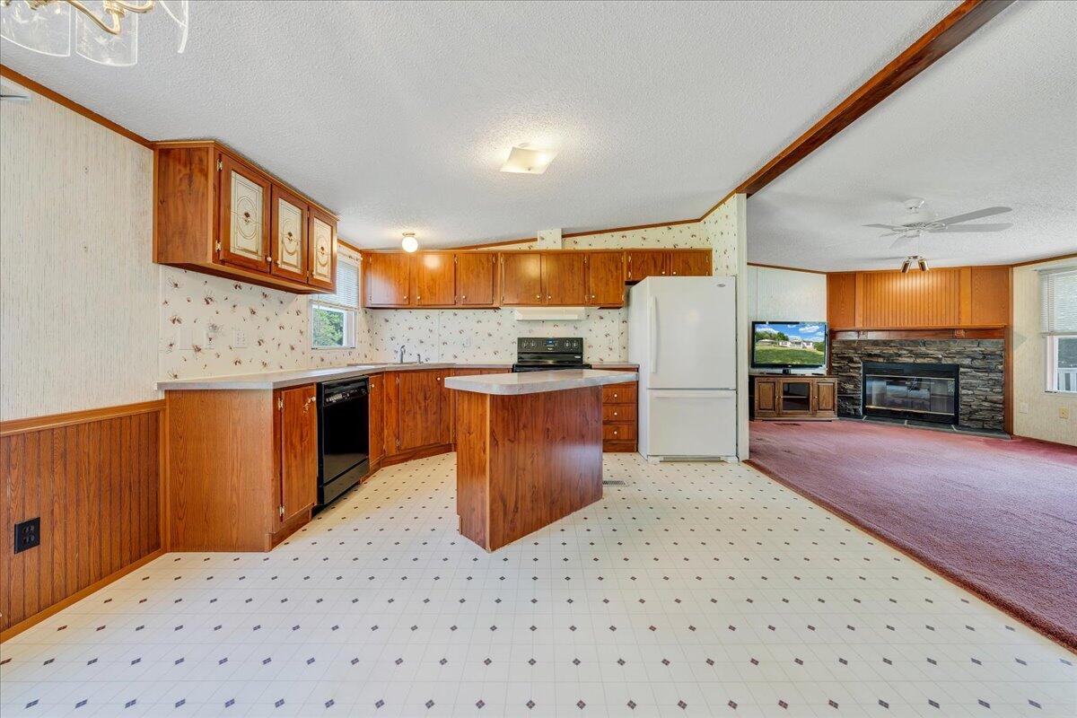 2012 Houston Mines Road Troutville, VA 24175 - Photo 14 of 40 05-MIB08556