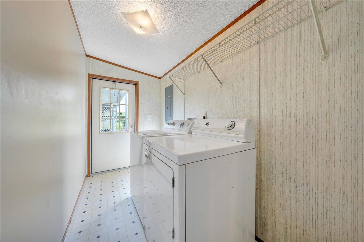 2012 Houston Mines Road Troutville, VA 24175 - Photo 26 of 40 22-MIB08547