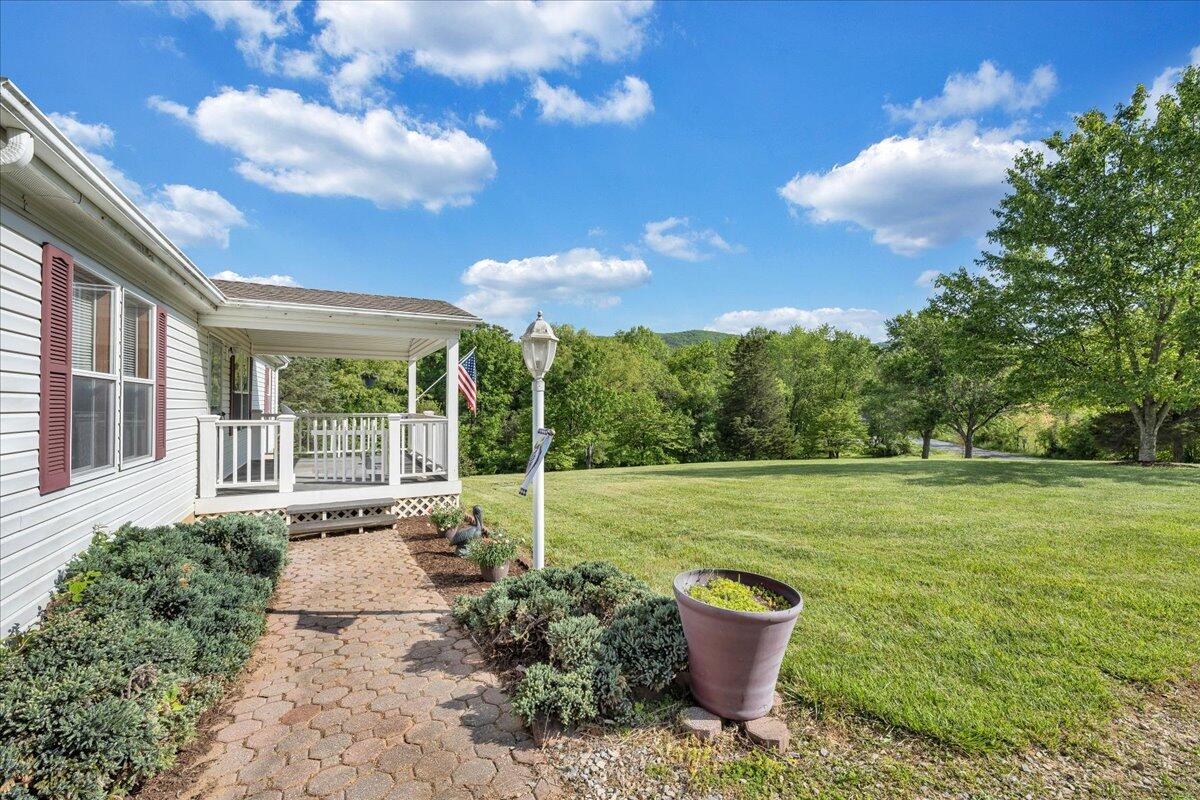 2012 Houston Mines Road Troutville, VA 24175 - Photo 5 of 40 32-MIB08541