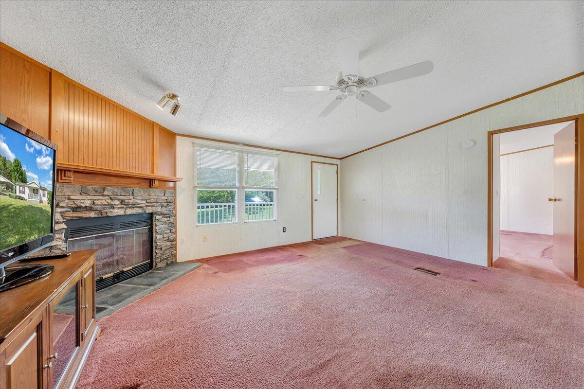 2012 Houston Mines Road Troutville, VA 24175 - Photo 8 of 40 13-MIB08580