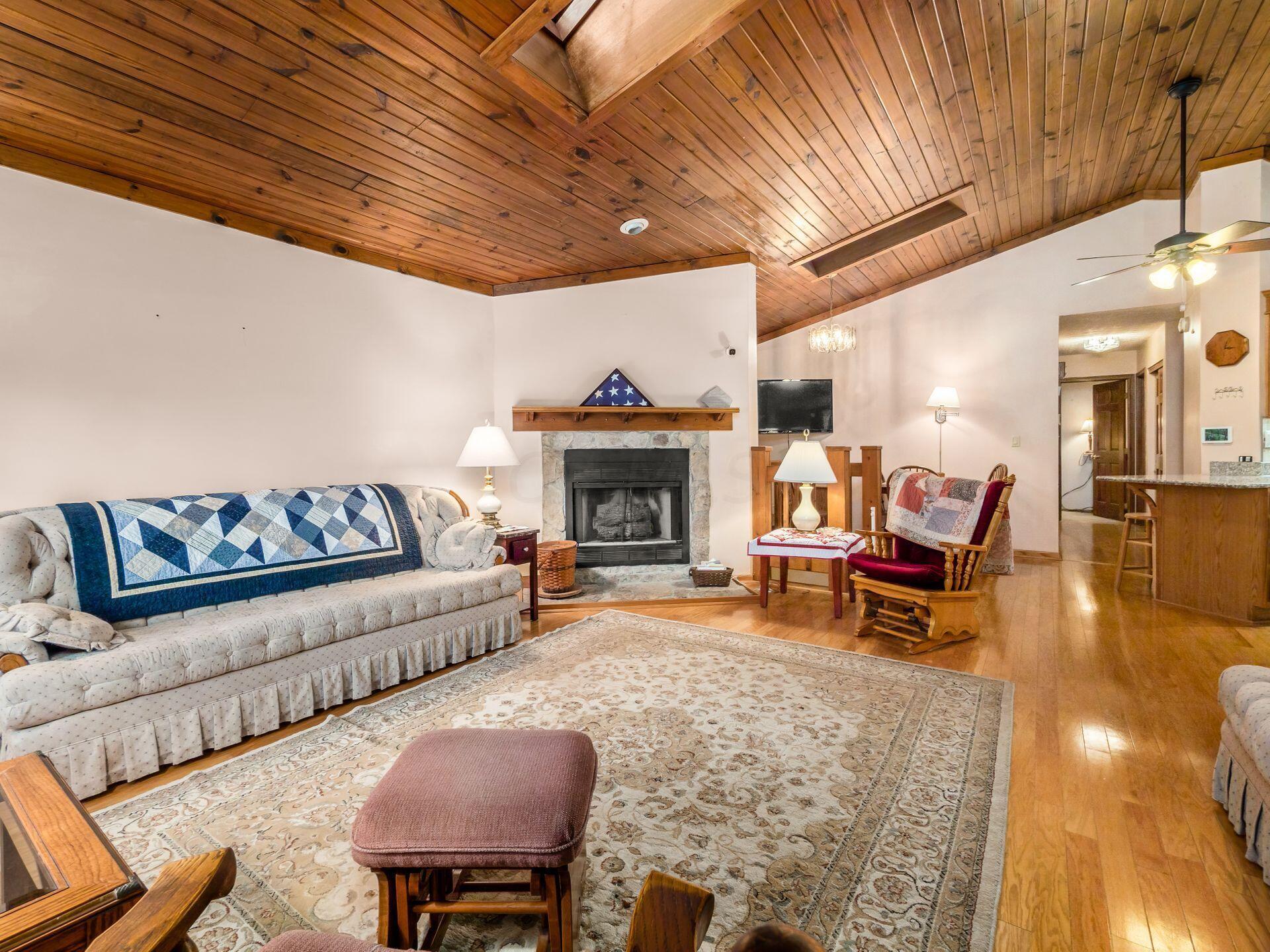 6029 Moore Road Delaware, OH 43015 - Photo 4 of 61 Great Room