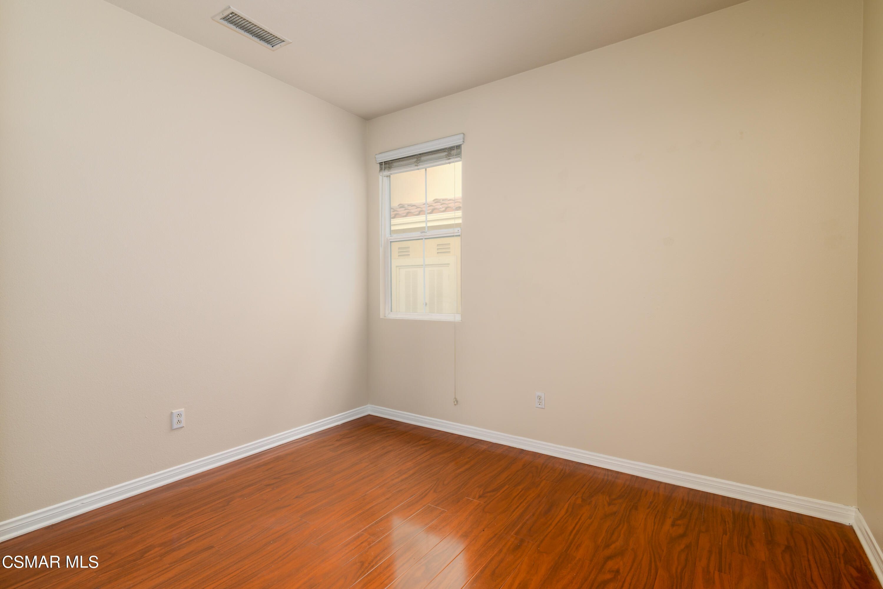 4120 Paredo Way, Unit C Simi Valley, CA 93063 - Photo 8 of 24 an empty room with a window