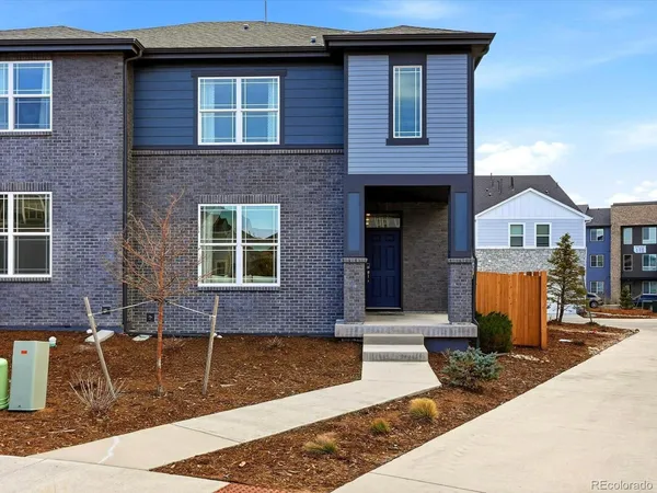 $472,990 | 749 North Shawnee Street, Aurora, CO 80018