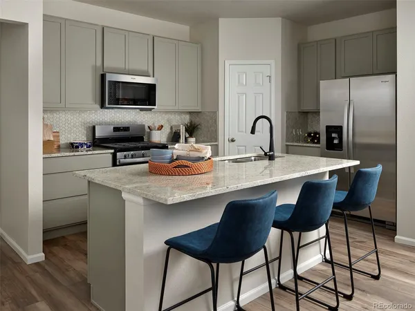 $472,990 | 749 North Shawnee Street, Aurora, CO 80018