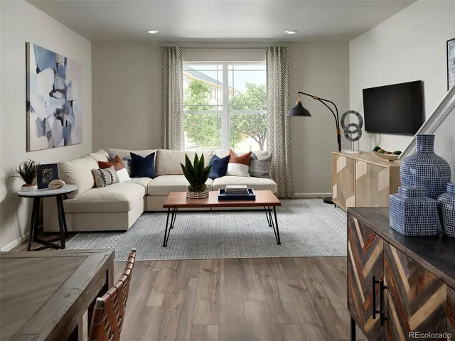 $499,990 | 749 North Shawnee Street, Aurora, CO 80018