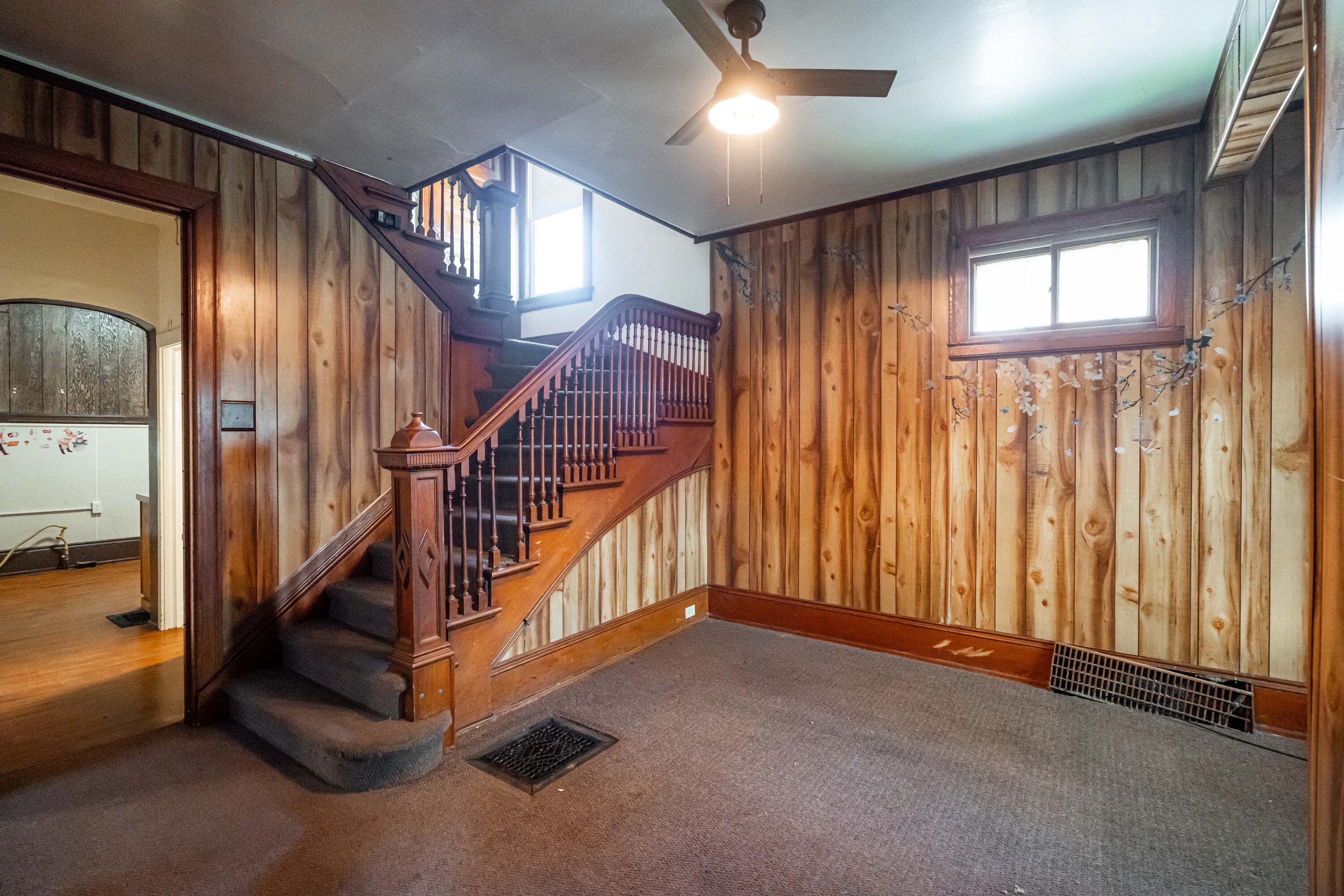 2043 North 28th Street Milwaukee, WI 53208 - Photo 15 of 42 DSC08119