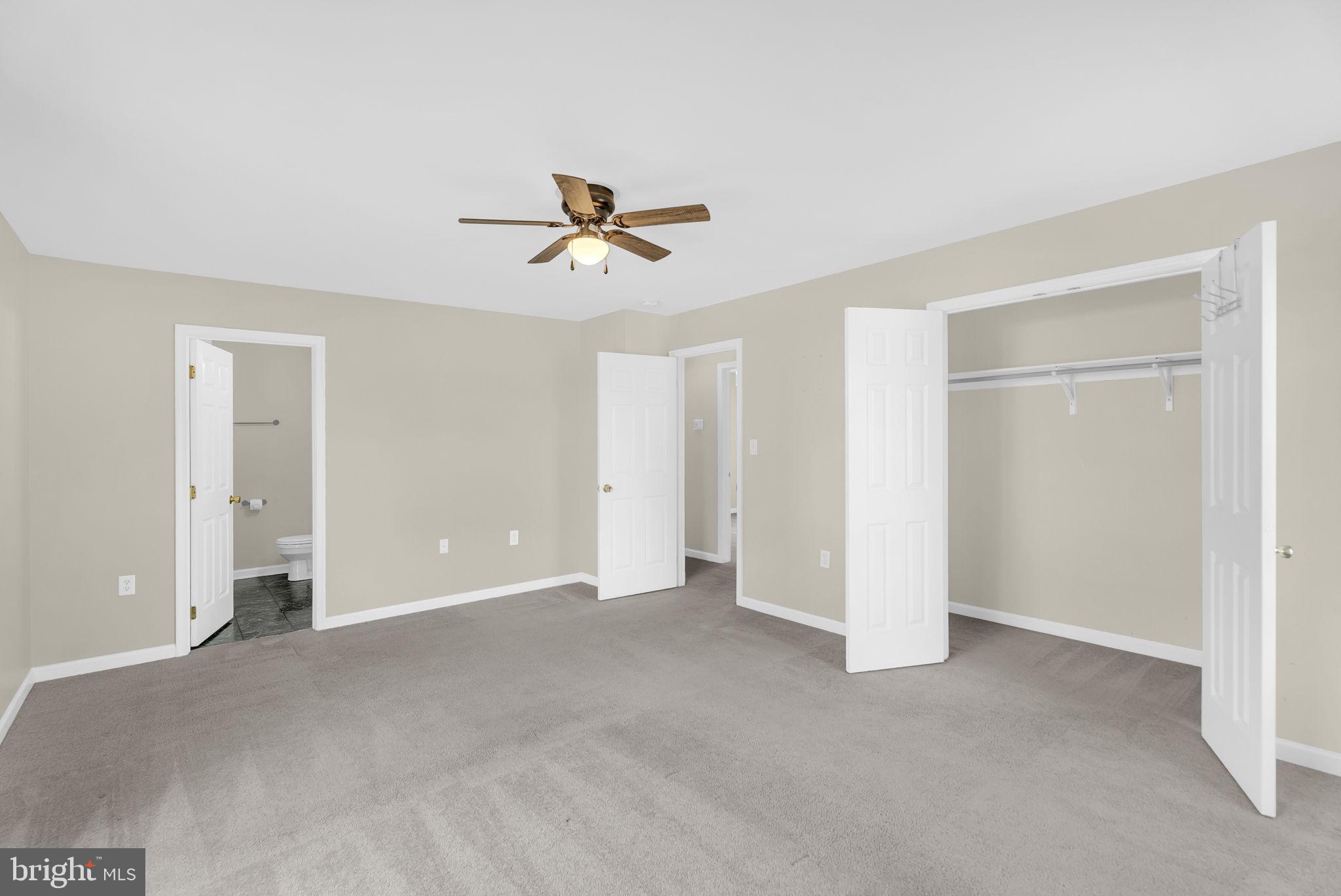 555 Oak Lee Drive Ranson, WV 25438 - Photo 17 of 40 Primary Bedroom