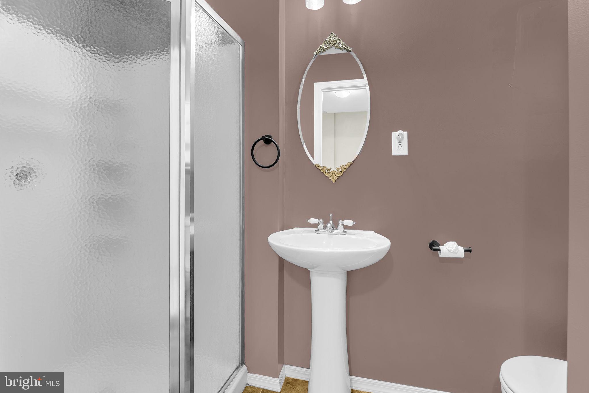 555 Oak Lee Drive Ranson, WV 25438 - Photo 32 of 40 Bathroom 3 for lower level bedrooms