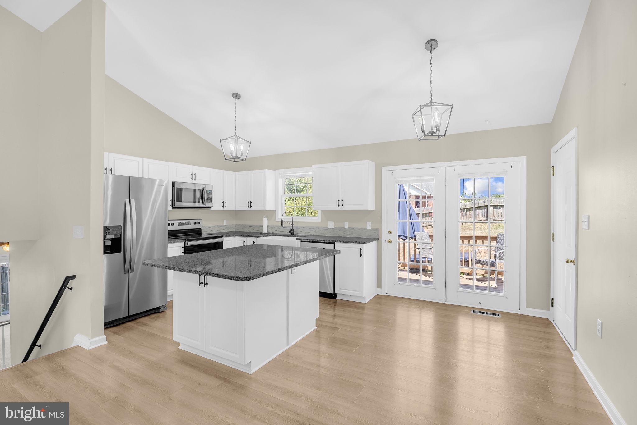 555 Oak Lee Drive Ranson, WV 25438 - Photo 9 of 40 Newly renovated kitchen