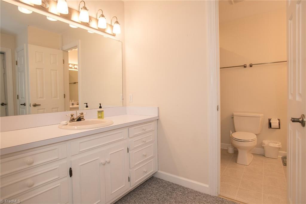 1703 Heathcliff Road High Point, NC 27262 - Photo 25 of 34 Gallery Image 25