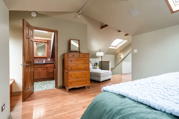 $695,000 | 419 North Taylor Avenue, Oak Park, IL 60302