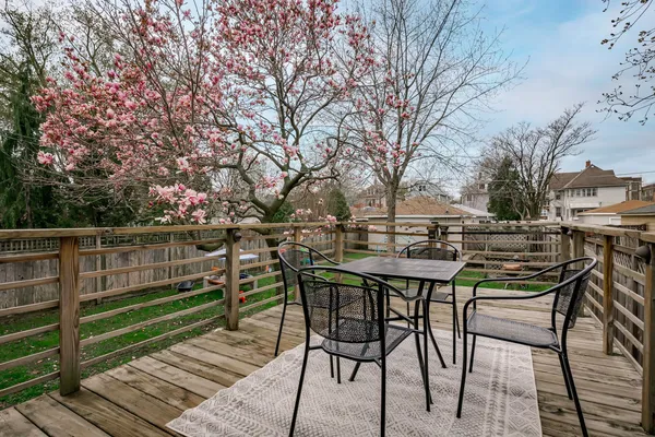 $695,000 | 419 North Taylor Avenue, Oak Park, IL 60302