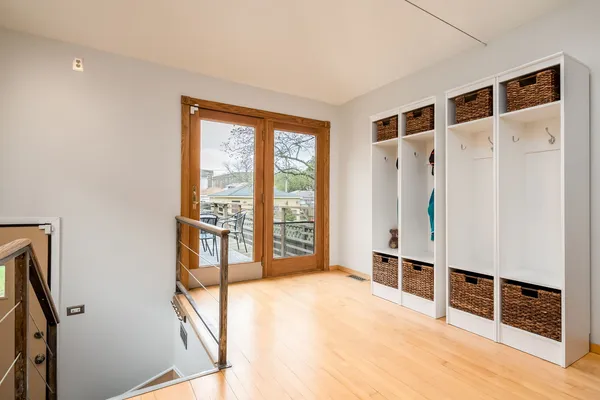 $695,000 | 419 North Taylor Avenue, Oak Park, IL 60302