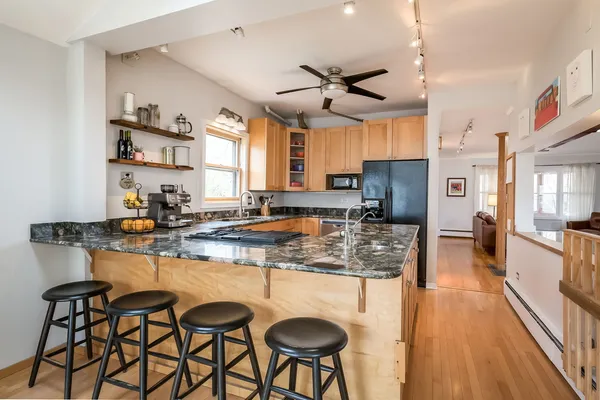 $695,000 | 419 North Taylor Avenue, Oak Park, IL 60302