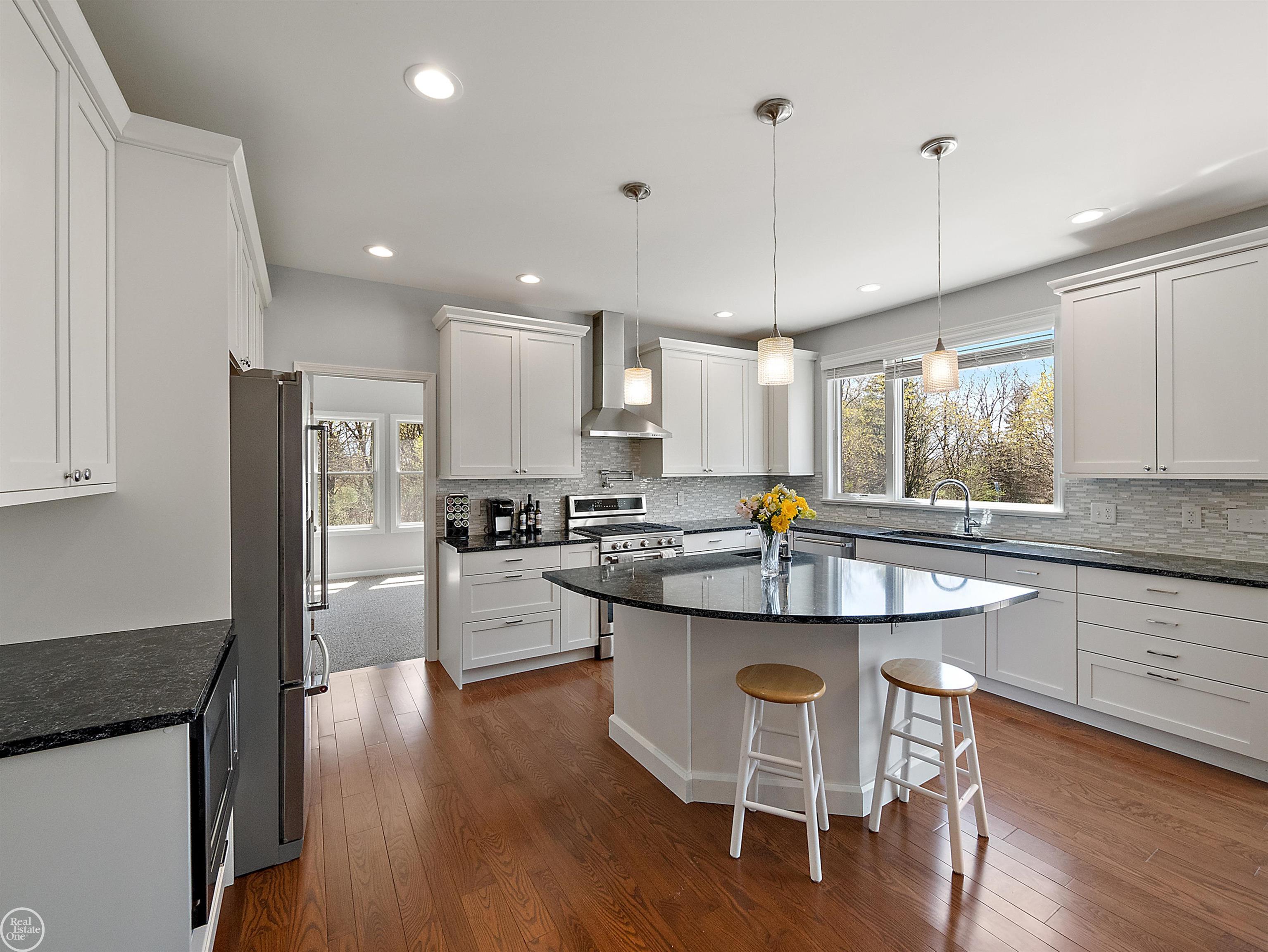 1276 Strieter Road Ann Arbor, MI 48103 - Photo 13 of 82 50172470-0a750aec-7ed9-49d8-ae22-b70cd9322271.JPG