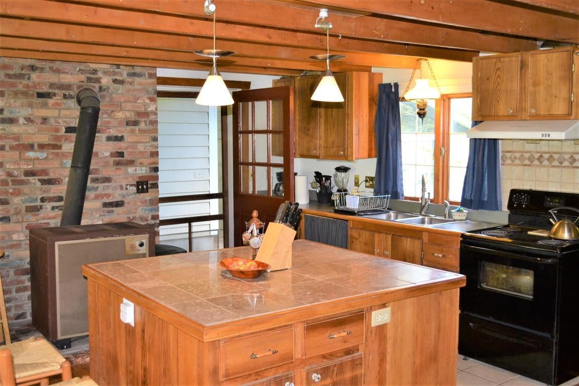 9635 Lobelia Road Hillsboro, WV 24946 - Photo 16 of 29 Gallery Image 16
