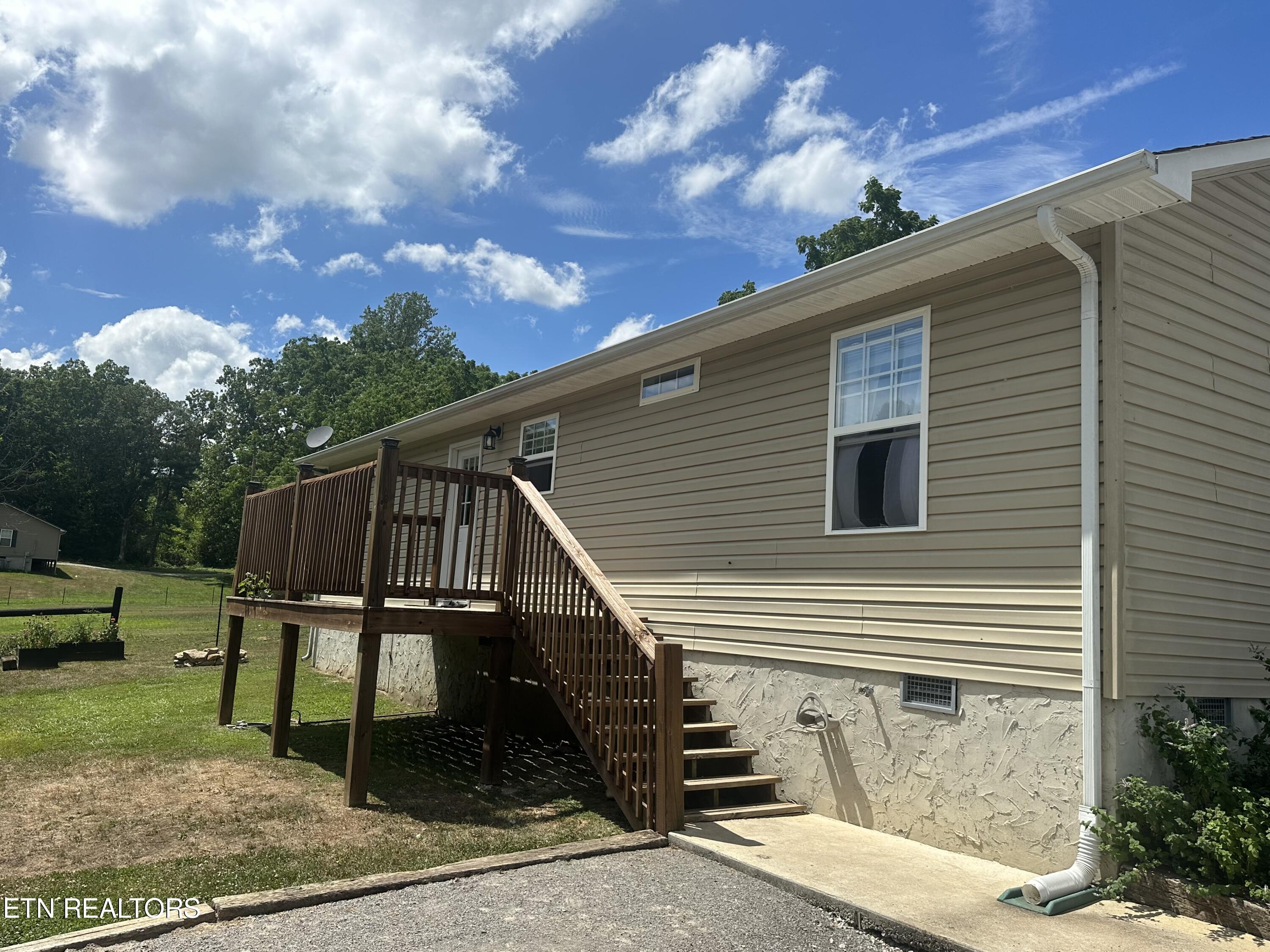 674 East Rock Quarry Road Clarkrange, TN 38553 - Photo 10 of 30 3E2F3901-A9A2-4433-80F6-2C75F34D8F72