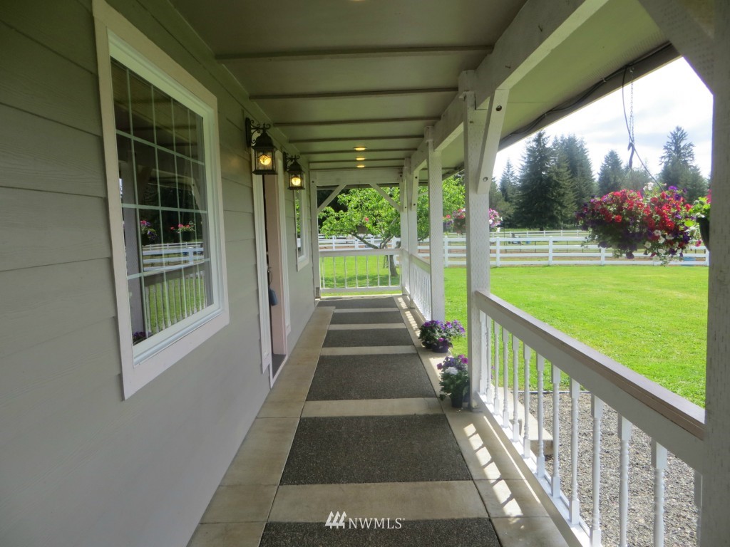 118 West Wishkah Road Aberdeen, WA 98520 - Photo 3 of 23 Gallery Image 3