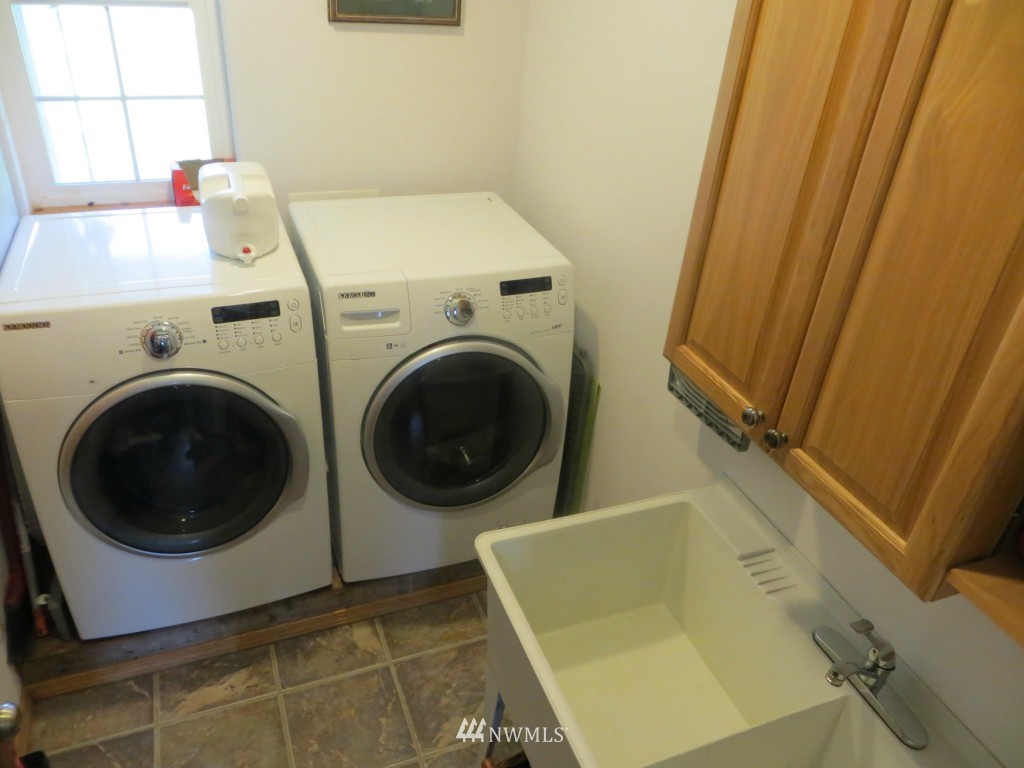 118 West Wishkah Road Aberdeen, WA 98520 - Photo 8 of 23 Gallery Image 8