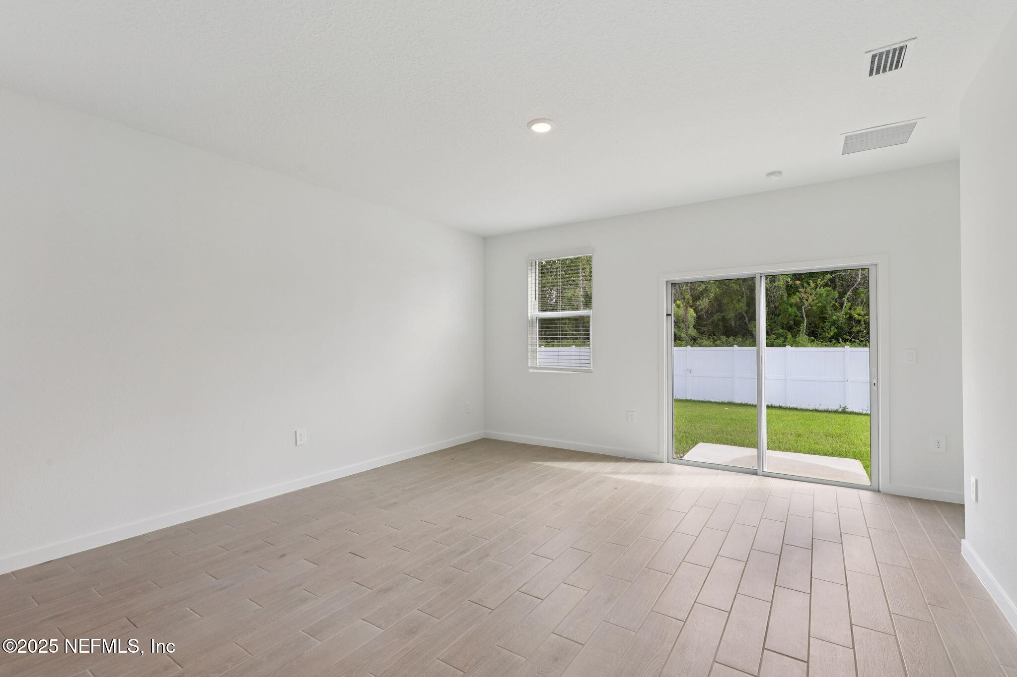 7335 Queensgate Circle Jacksonville, FL 32219 - Photo 11 of 48 10-web-or-mls-Jacksonville-Kings Preserv