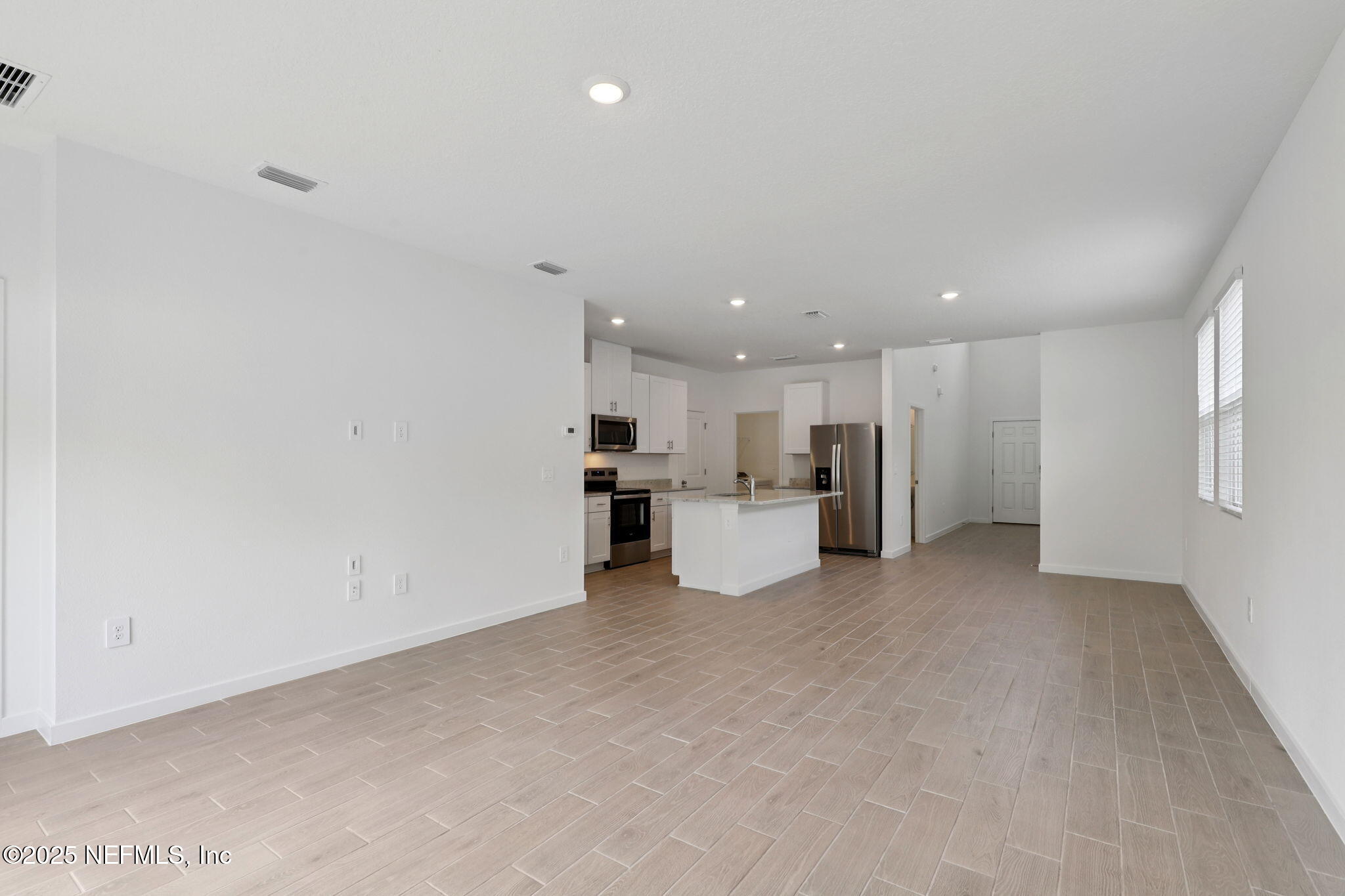 7335 Queensgate Circle Jacksonville, FL 32219 - Photo 13 of 48 12-web-or-mls-Jacksonville-Kings Preserv