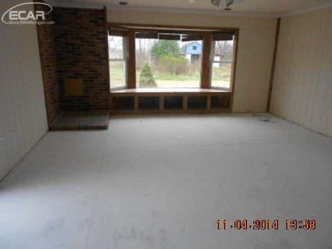 3262 West Stanley Road Mount Morris, MI 48458 - Photo 7 of 17 20424462-6.JPG