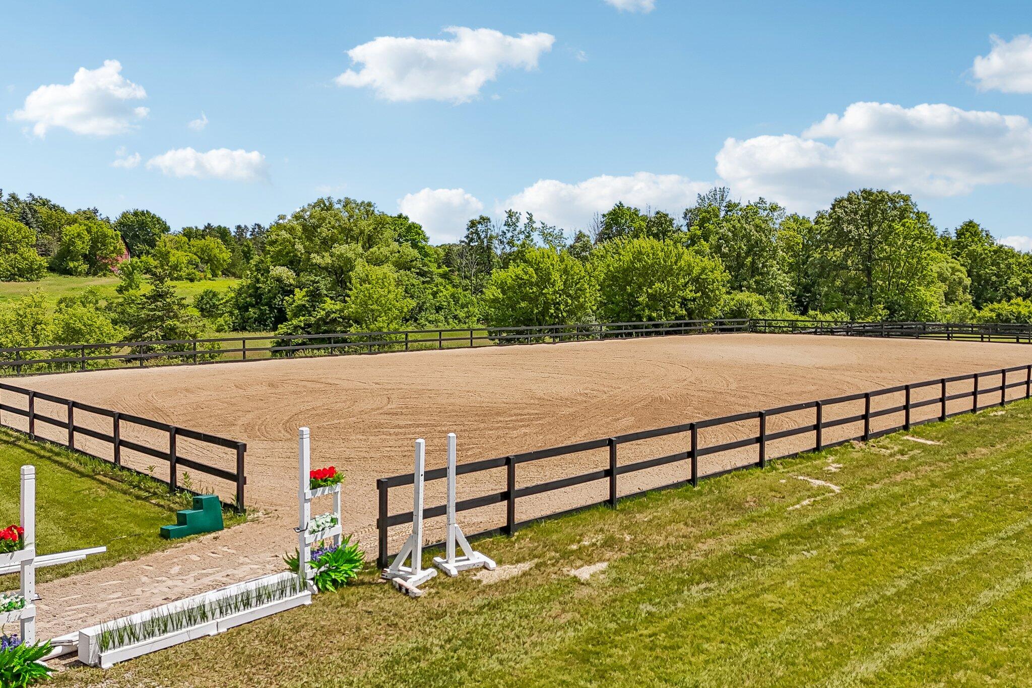 13700 Riverland Road Mequon, WI 53097 - Photo 62 of 69 outdoor arena