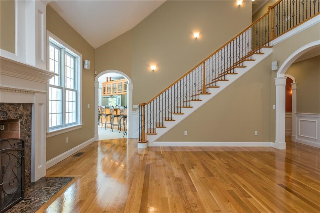 796 Old Smithfield Road North Smithfield, RI 02896 - Photo 4 of 40 Gallery Image 4