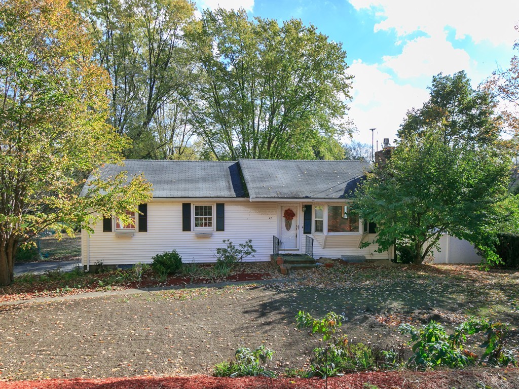 47 Dover Road Millis, MA 02054 - Photo 1 of 26 Gallery Image 1