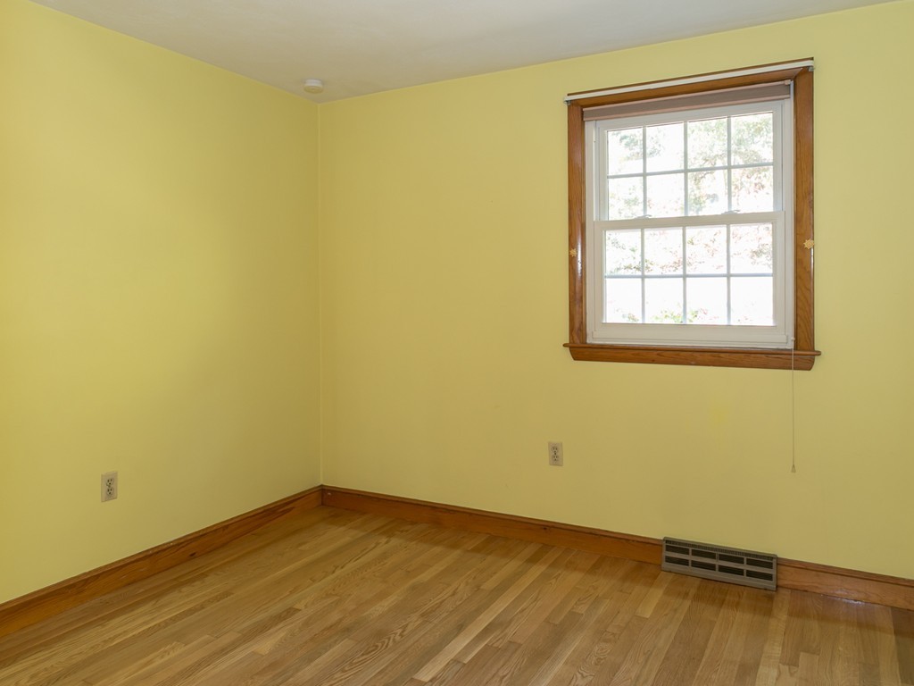 47 Dover Road Millis, MA 02054 - Photo 11 of 26 Gallery Image 11