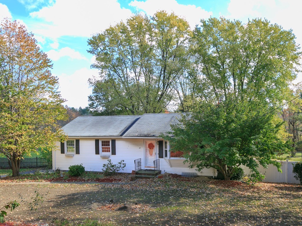 47 Dover Road Millis, MA 02054 - Photo 2 of 26 Gallery Image 2