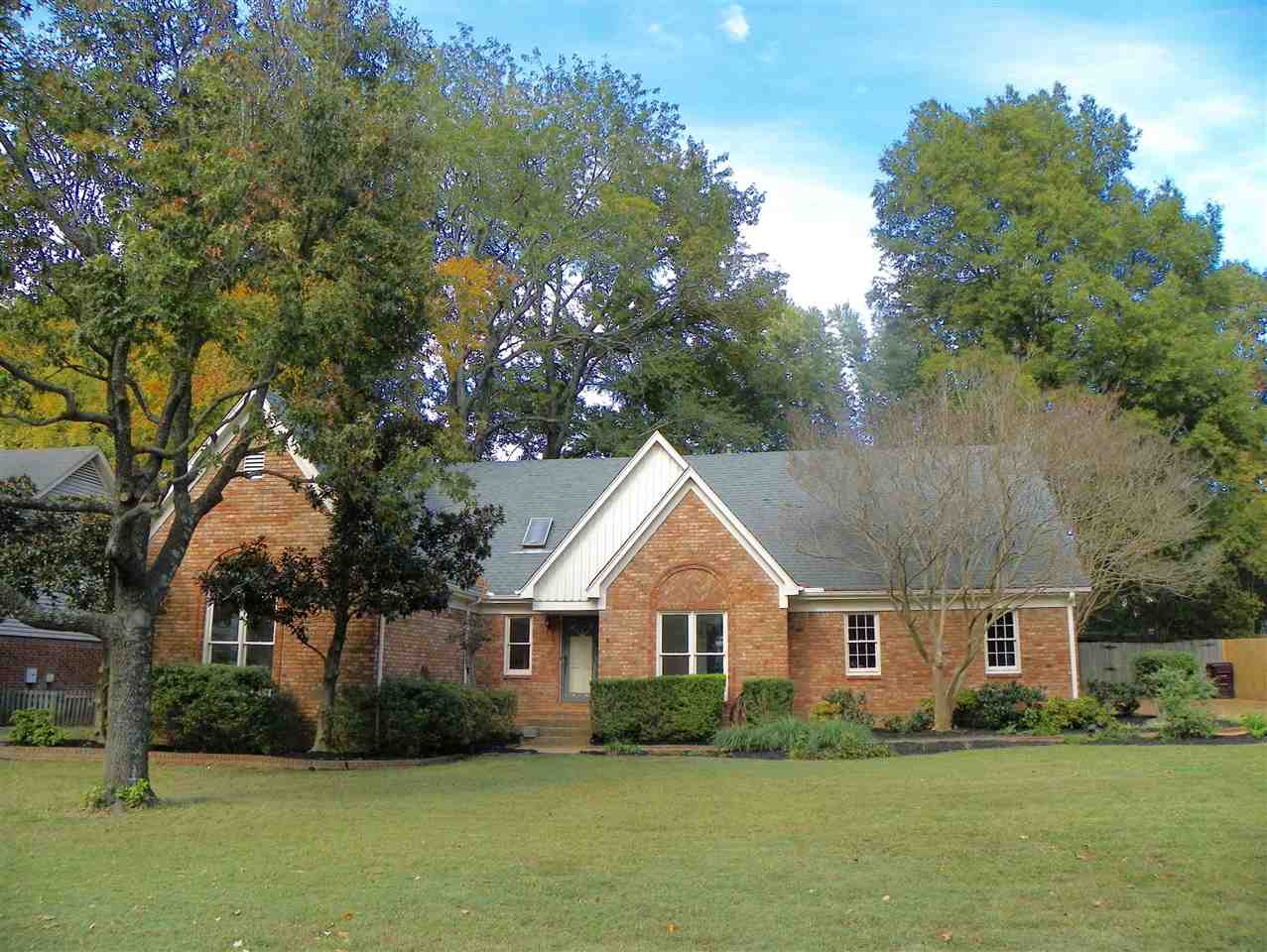 810 West Powell Road Collierville, TN 38017 - Photo 1 of 21 Gallery Image 1