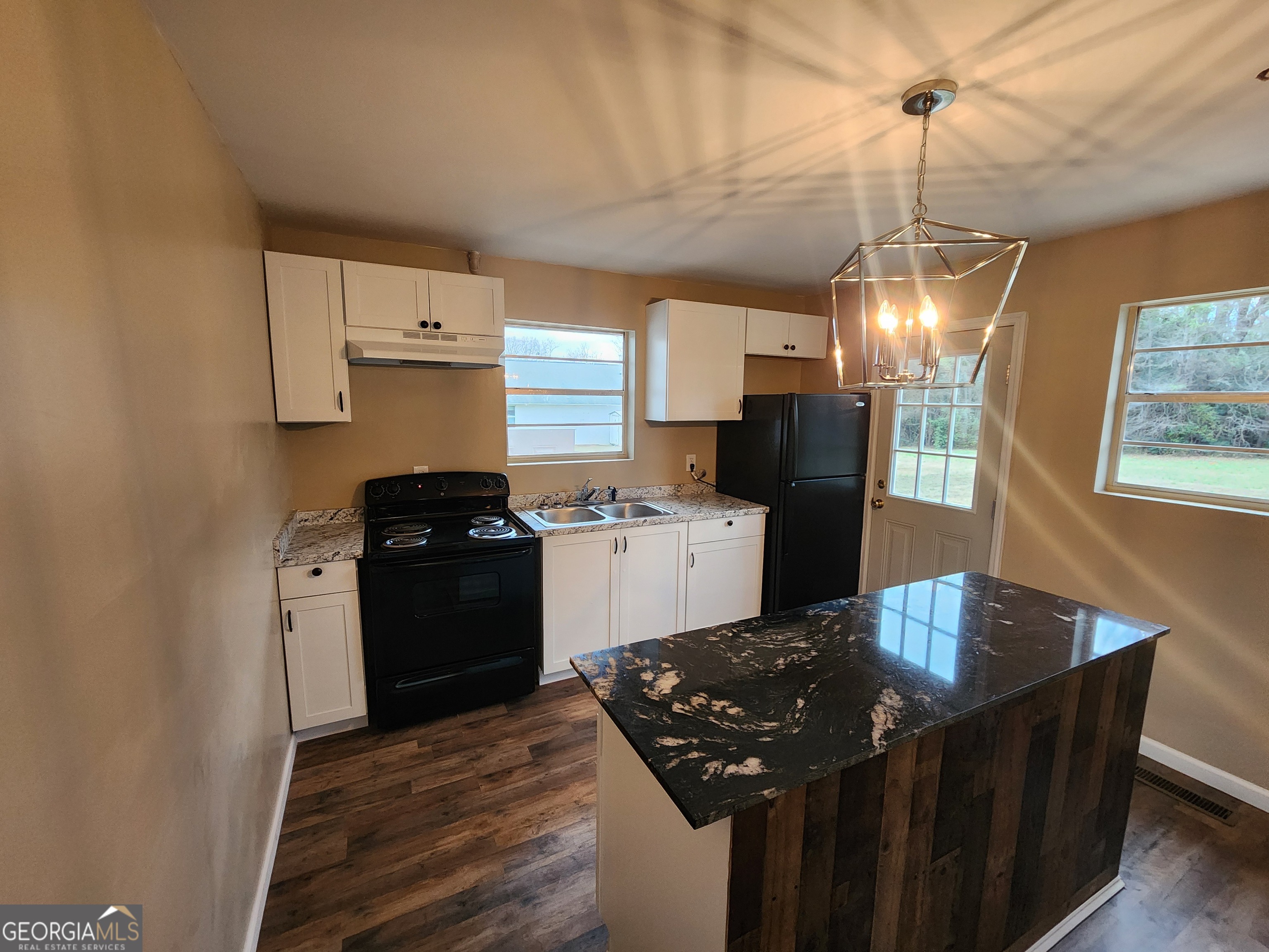 514 Benson Street Washington, GA 30673 - Photo 4 of 9