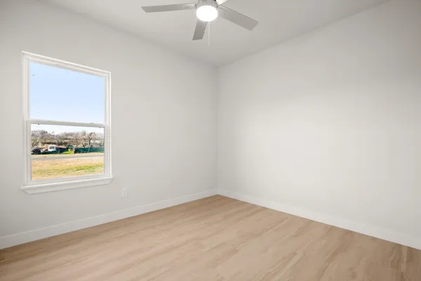 $329,000 | 306 Ave P, Marble Falls, TX 78654