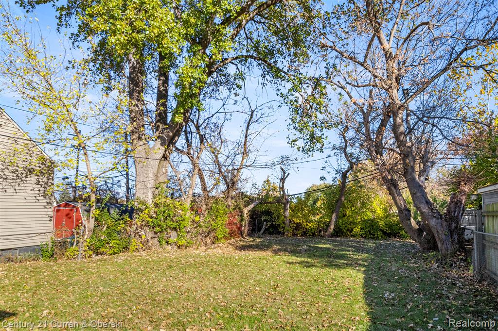 26640 Schoenherr Road Warren, MI 48089 - Photo 31 of 35 Gallery Image 31