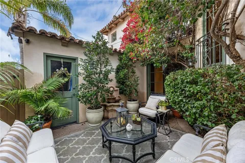 $4,250,000 | 2508 Pine Avenue, Manhattan Beach, CA 90266