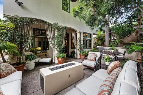 $4,250,000 | 2508 Pine Avenue, Manhattan Beach, CA 90266