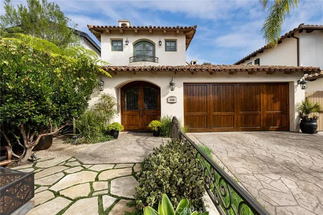 $4,250,000 | 2508 Pine Avenue, Manhattan Beach, CA 90266