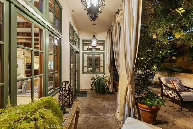 $4,250,000 | 2508 Pine Avenue, Manhattan Beach, CA 90266