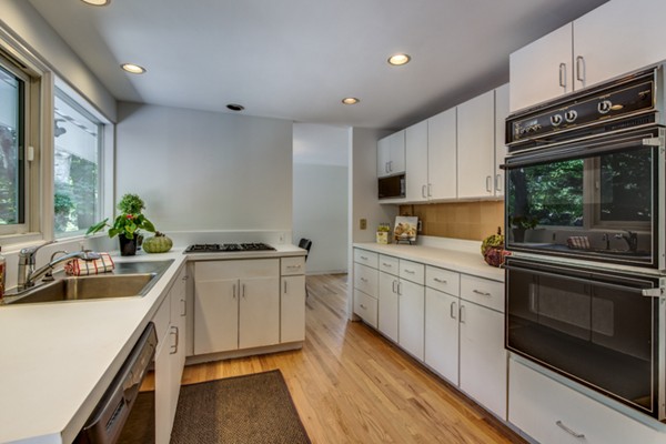 4 Field Road Lexington, MA 02421 - Photo 6 of 15