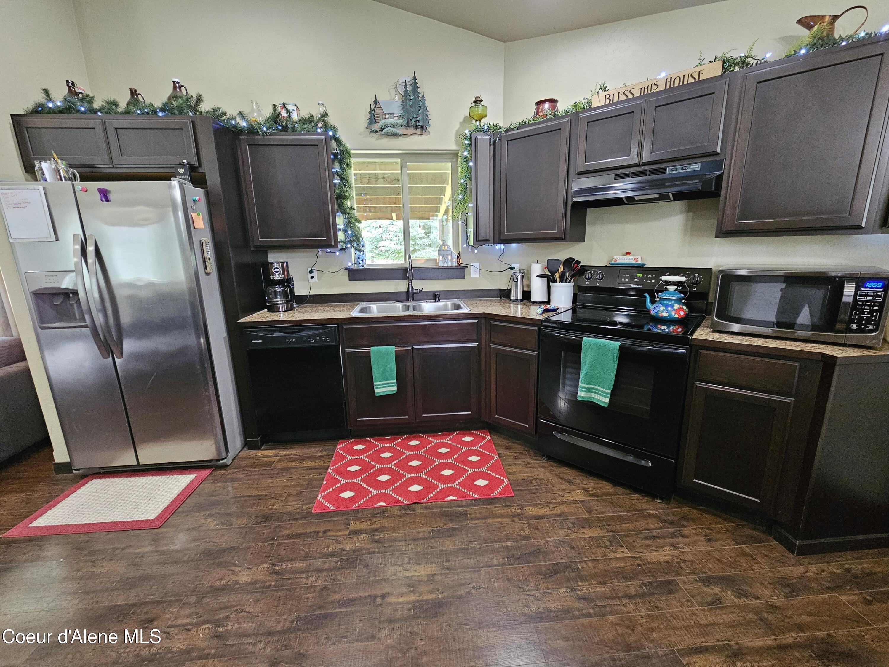 18819 North Ramsey Road Rathdrum, ID 83858 - Photo 8 of 33 Kitchen