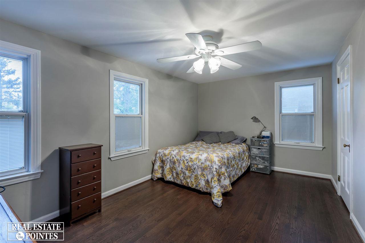 1901 Severn Road Grosse Pointe Woods, MI 48236 - Photo 24 of 37