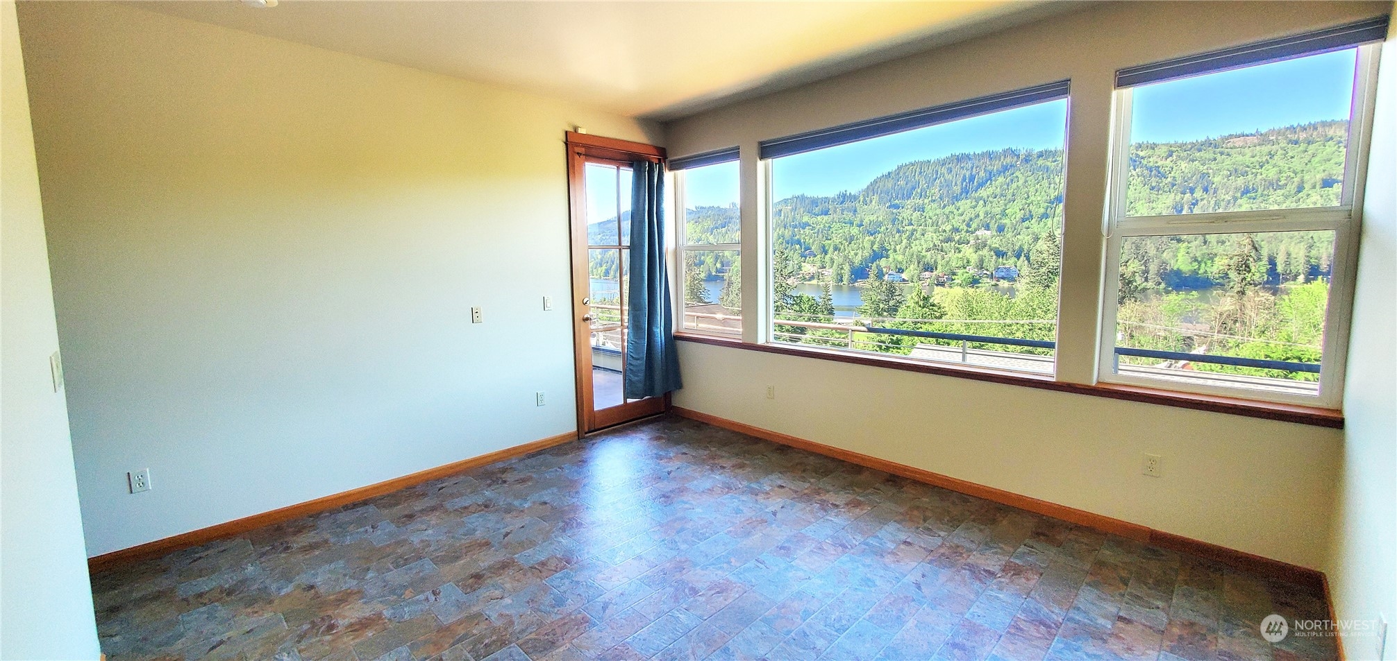 24112 Walker Valley Road Mount Vernon, WA 98274 - Photo 10 of 21 Gallery Image 10