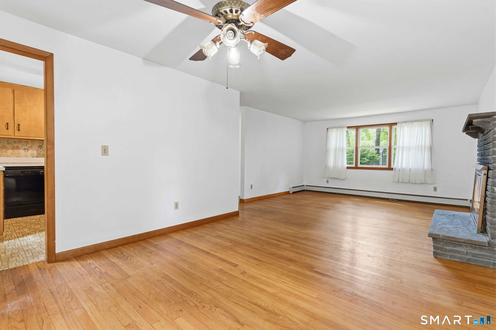 110 Lambtown Road Groton, CT 06355 - Photo 26 of 40