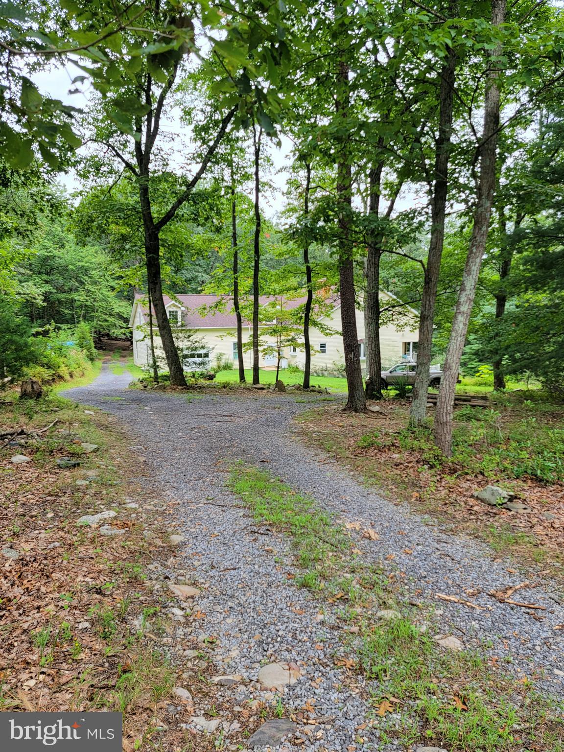 335 Thunder Road Front Royal, VA 22630 - Photo 2 of 28