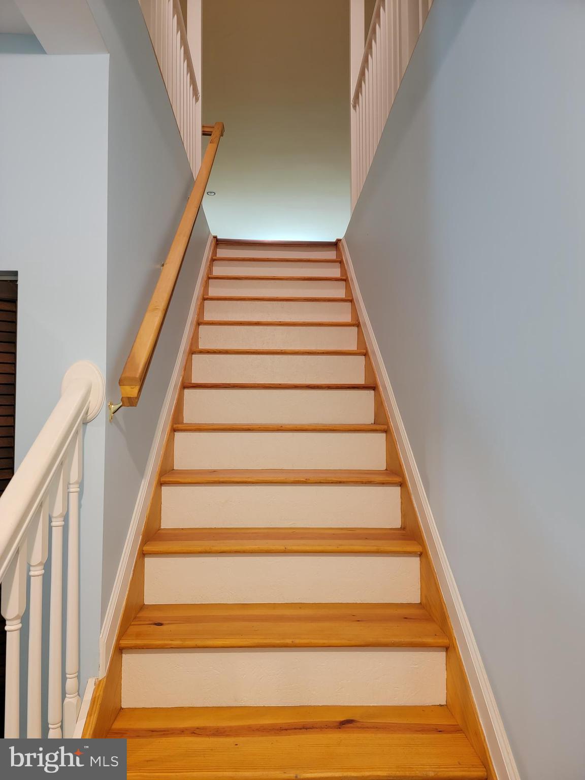 335 Thunder Road Front Royal, VA 22630 - Photo 18 of 28 Stairs leading to upper level